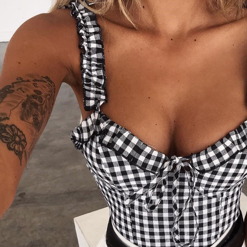 Women Tanks sale Lotus leaf edge solid v neck Sexy Off Shoulder Casual Bralet Tank Top Blouse T Shirt Crop, White
Women Tanks sale Lotus leaf edge solid v neck Sexy Off Shoulder Casual Bralet Tank Top Blouse T Shirt Crop, White