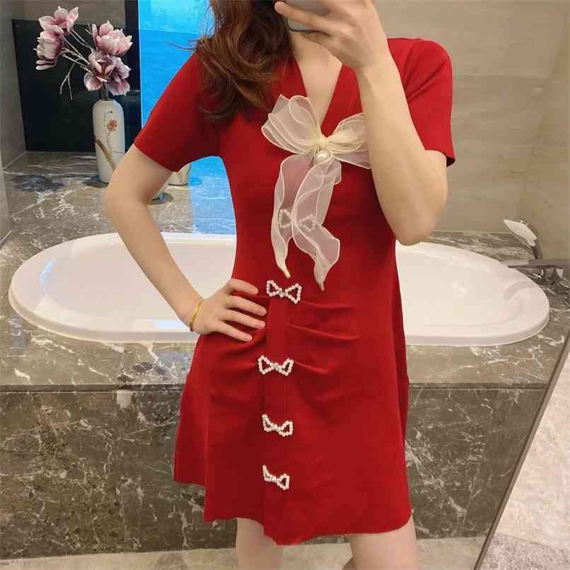 Fashionable V-neck bowknot dress female beaded short-sleeved thin mid-length knitted skirt summer women's clothing 210520, Black
Fashionable V-neck bowknot dress female beaded short-sleeved thin mid-length knitted skirt summer women's clothing 210520, Black