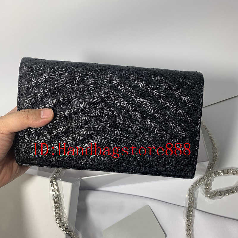 CLASSIC FLOWER Original Box women crossbody bag Genuine Leather Handbag lady Shoulder bags Chain Purse card holder slot clutch Envelope Messenger purses, Black-black chain
CLASSIC FLOWER Original Box women crossbody bag Genuine Leather Handbag lady Shoulder bags Chain Purse card holder slot clutch Envelope Messenger purses, Black-black chain