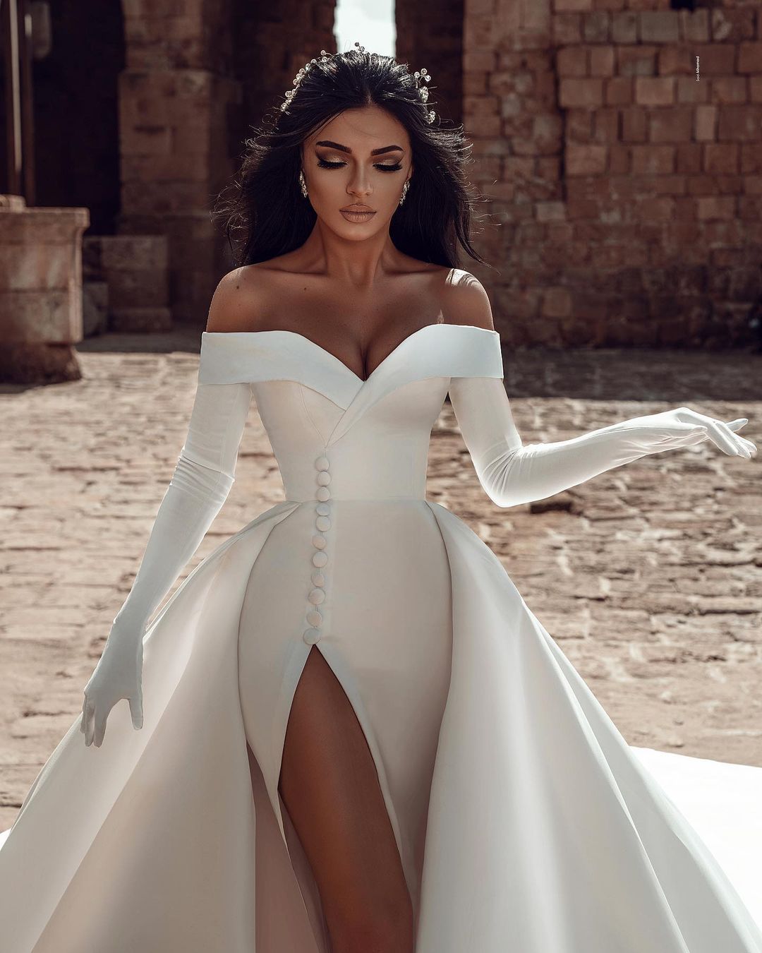 Graceful Mermaid Wedding Dresses Off The Shoulder Neck Bridal Gowns With Detachable Train Side Split Satin Vestido De Novia