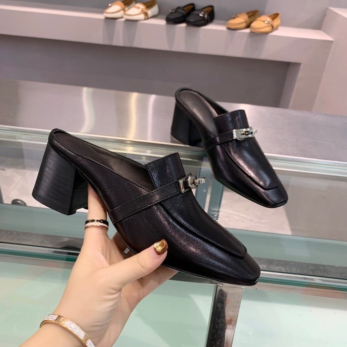 2021 latest high-end dress shoes fashion classic wedding shoes women's Black Party Fashion flat top luxury designer shoes real leather, The box is not sold separately
2021 latest high-end dress shoes fashion classic wedding shoes women's Black Party Fashion flat top luxury designer shoes real leather, The box is not sold separately