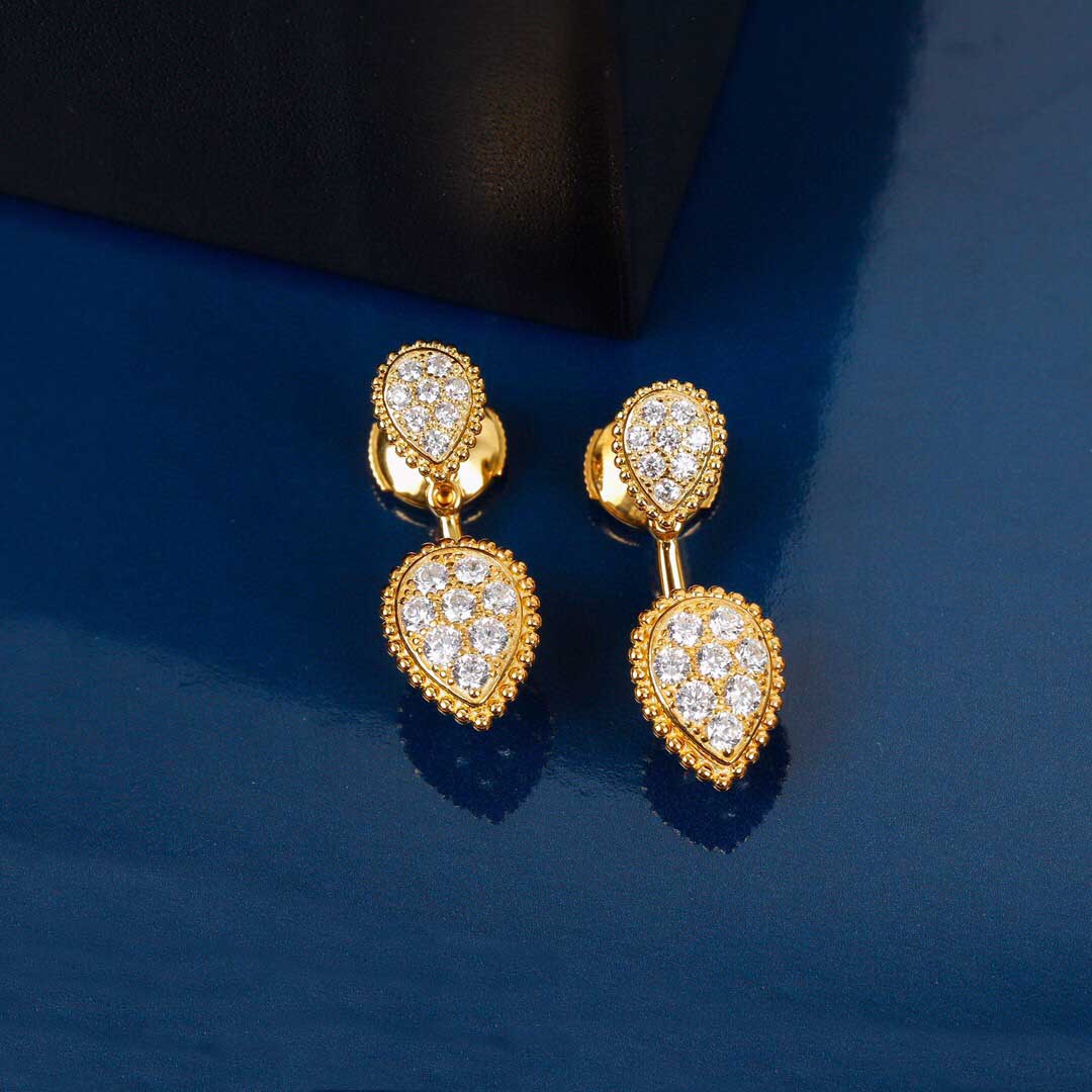S925 silver drop shape stud earring with all diamond for women engagment jewelry gift PS3141
S925 silver drop shape stud earring with all diamond for women engagment jewelry gift PS3141