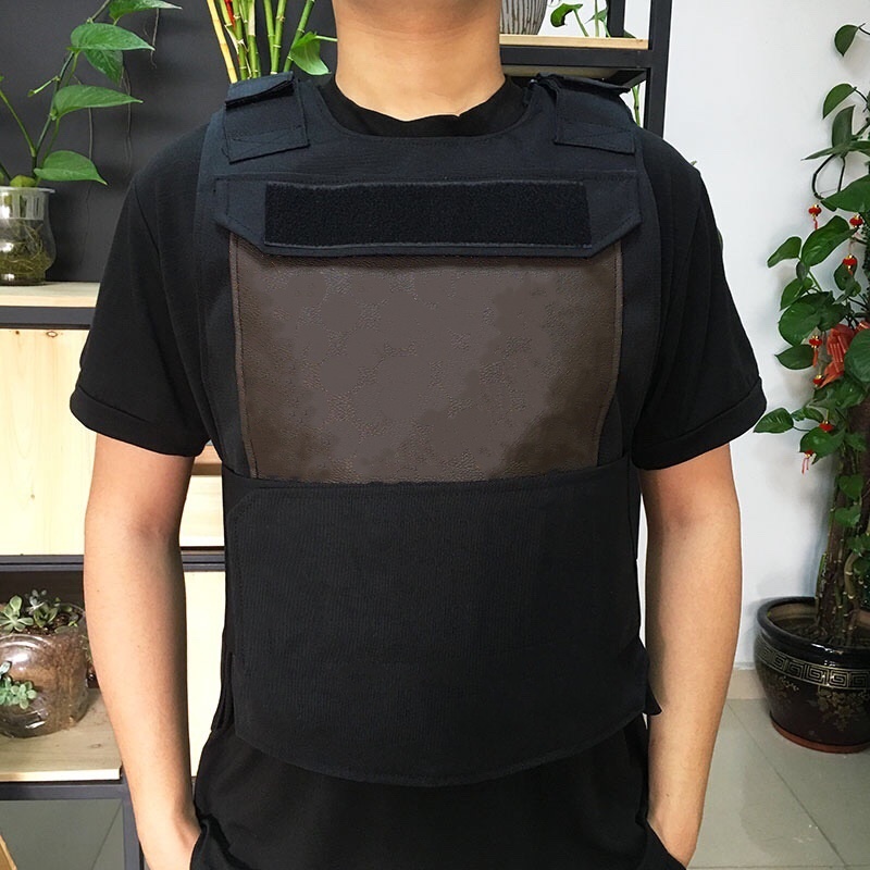 2021 designers Men's Vests Fashion Retro print Motorcycle Vest Mens trend Pockets Waistcoats Back pack high end top designer Model classic m, Black;white
2021 designers Men's Vests Fashion Retro print Motorcycle Vest Mens trend Pockets Waistcoats Back pack high end top designer Model classic m, Black;white