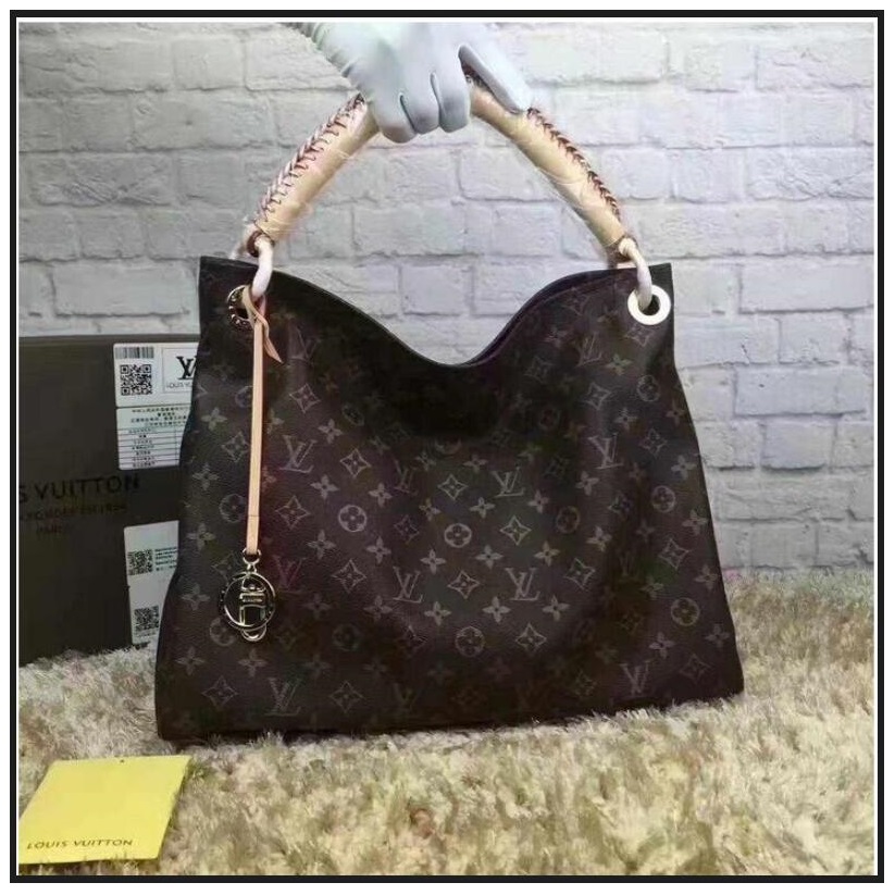 025 LV LOUIS 6 VITTON 2021 Classic handbags Fashion women Shopping Bag chain shoulder bags totes wallet Crossbody Bag
025 LV LOUIS 6 VITTON 2021 Classic handbags Fashion women Shopping Bag chain shoulder bags totes wallet Crossbody Bag