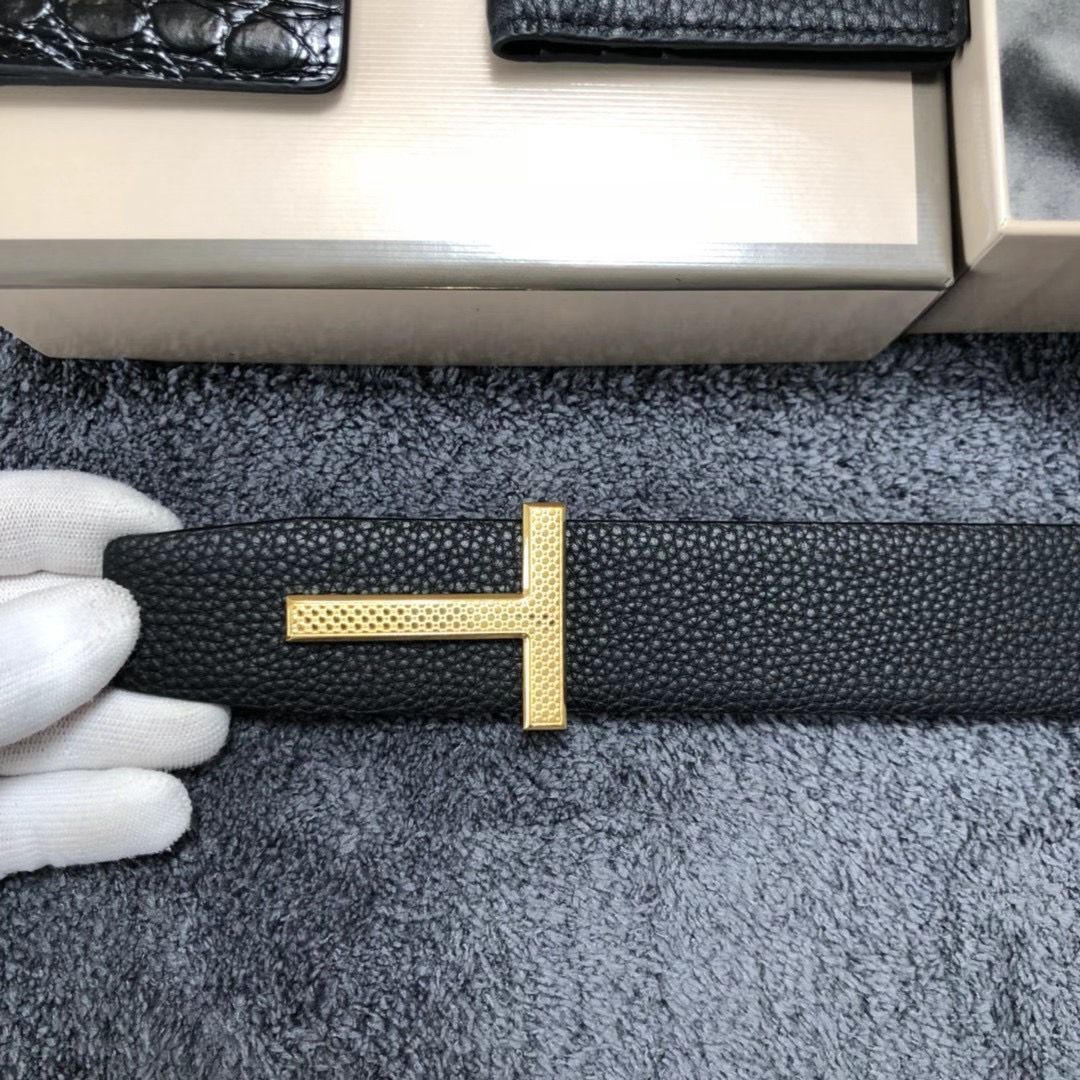 Designer Tom Belt High Quality Luxury Men Women Genuine Leather Buckle Belts Fashion Clothing Accessories Waistband With Box And Dust bag, Silver
Designer Tom Belt High Quality Luxury Men Women Genuine Leather Buckle Belts Fashion Clothing Accessories Waistband With Box And Dust bag, Silver