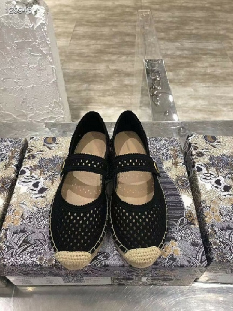 Summer Joker Sandal Pattern Jacquard Hollow Fisherman Shoes Embroidery Fabric Hand-woven outsole with comfortable upper foot, Black
Summer Joker Sandal Pattern Jacquard Hollow Fisherman Shoes Embroidery Fabric Hand-woven outsole with comfortable upper foot, Black