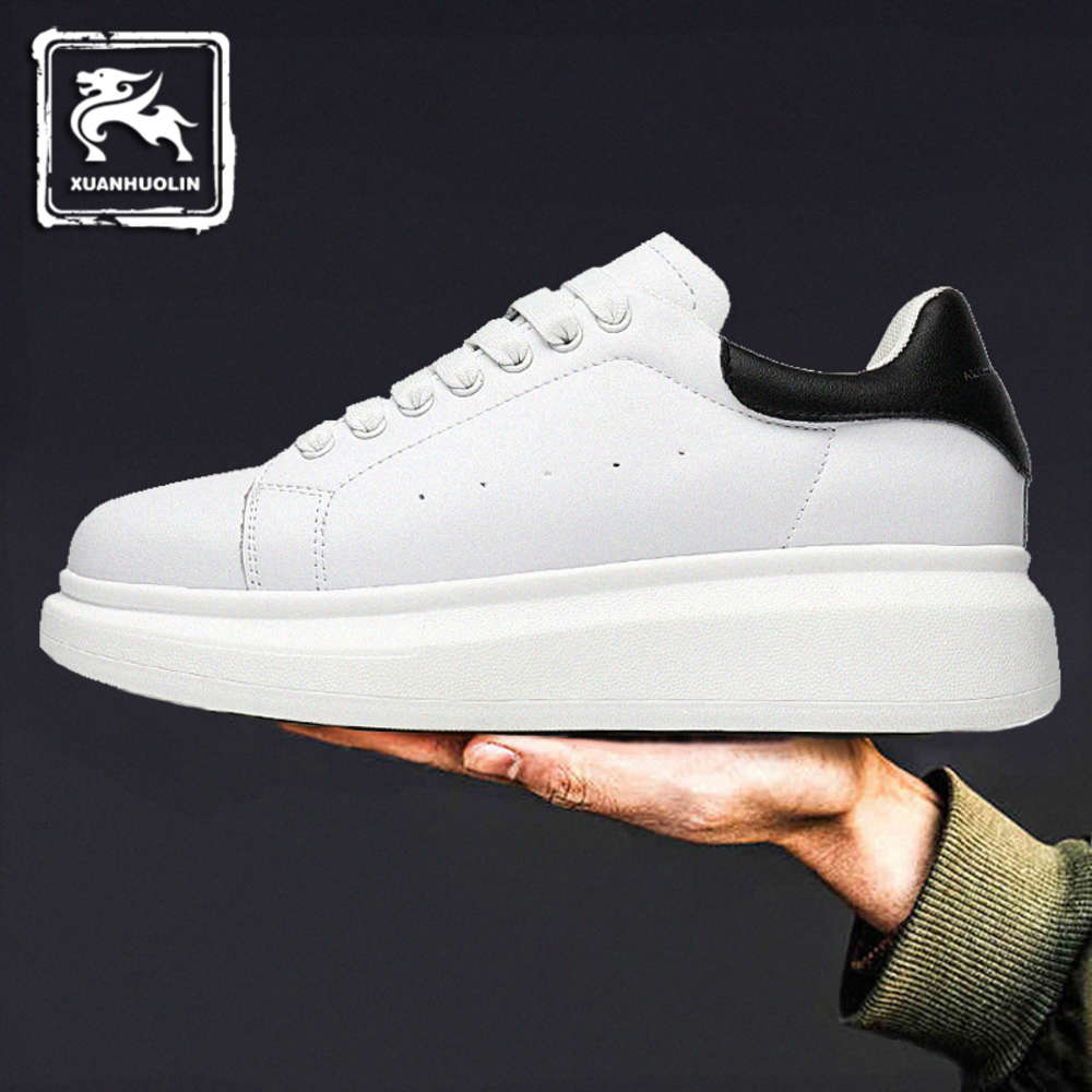 High quality all McQueen women's spring new leather thick soled men's sports and leisure board shoes, Black;white
High quality all McQueen women's spring new leather thick soled men's sports and leisure board shoes, Black;white