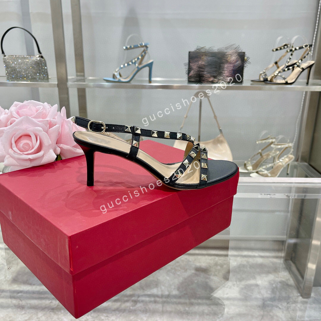 Women Shoes Luxury Designer Brand Sandals Summer Sophisticated Fashion Open Toes Leather Chunky Heel Roman Stud Sandal size35-42, 02
Women Shoes Luxury Designer Brand Sandals Summer Sophisticated Fashion Open Toes Leather Chunky Heel Roman Stud Sandal size35-42, 02