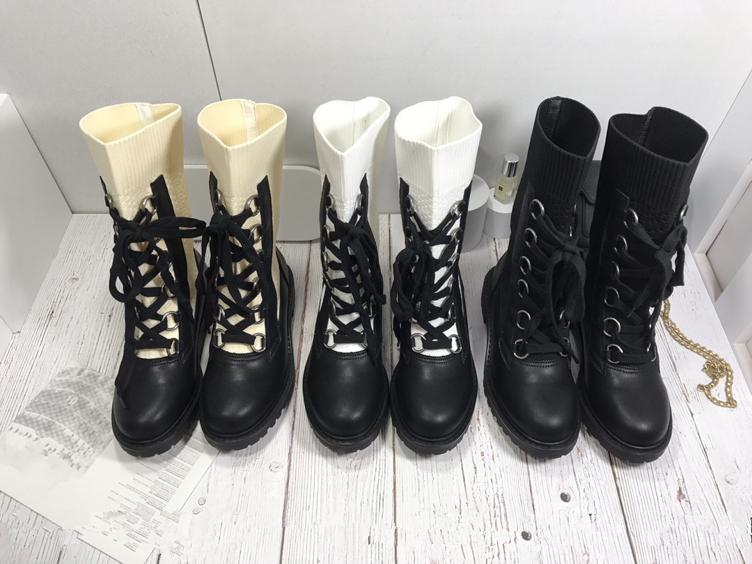 Desert Boot Women Designer Platform Boots Real Leather fabric lace up Chelsea Spaceship Ankle thick Heel Winter Bootss low heels shoes with Box, Black
Desert Boot Women Designer Platform Boots Real Leather fabric lace up Chelsea Spaceship Ankle thick Heel Winter Bootss low heels shoes with Box, Black