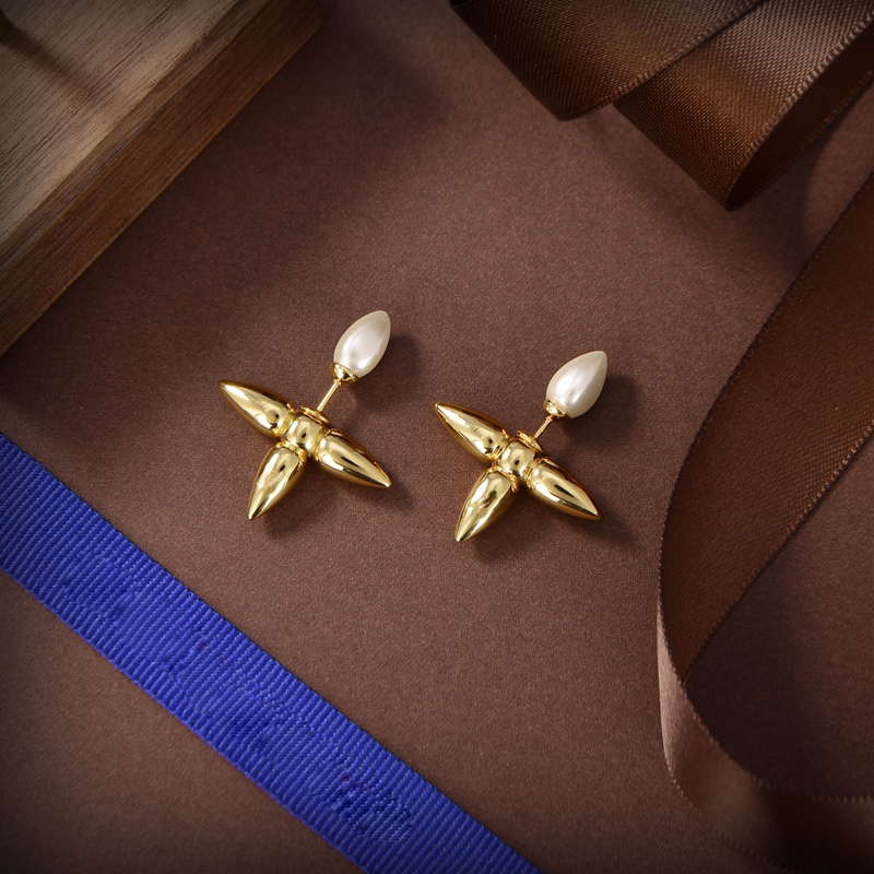 Cross Stud Earrings Hoops L Earing Designer Earrings For Women Jewelry Love Luxurys Designers Earrings Studs Des Boucles Oreilles Hoop high, Golden;silver
Cross Stud Earrings Hoops L Earing Designer Earrings For Women Jewelry Love Luxurys Designers Earrings Studs Des Boucles Oreilles Hoop high, Golden;silver