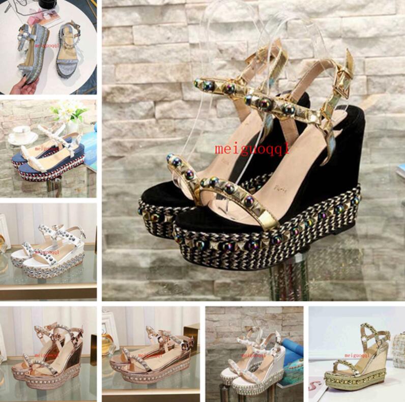2021 famous ladies red sole wedge sandals w ith golden patent leather studs, a dies ankle straps, l adies high heels evening dress EU35-42 with box, Black
2021 famous ladies red sole wedge sandals w ith golden patent leather studs, a dies ankle straps, l adies high heels evening dress EU35-42 with box, Black