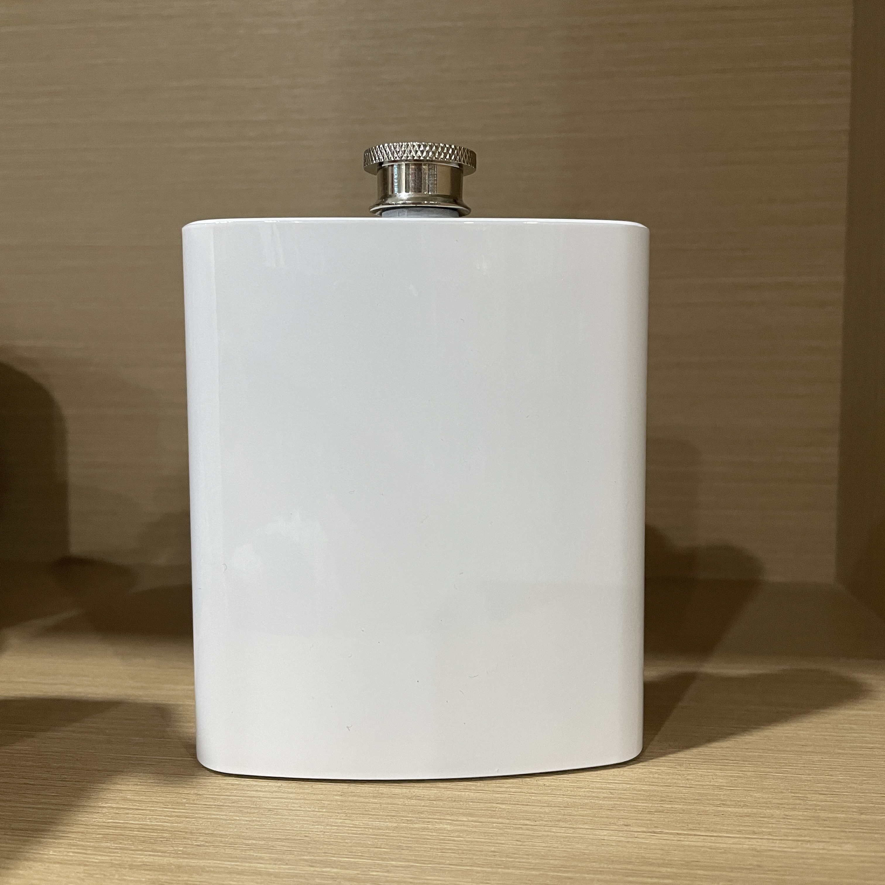7oz Subliamtion Hip Flask white Stainless Steel Flask Screw Cap Whiskey Wine Bottle Wholesale DIY Drink Liquor Whisky Alcohol protable
7oz Subliamtion Hip Flask white Stainless Steel Flask Screw Cap Whiskey Wine Bottle Wholesale DIY Drink Liquor Whisky Alcohol protable