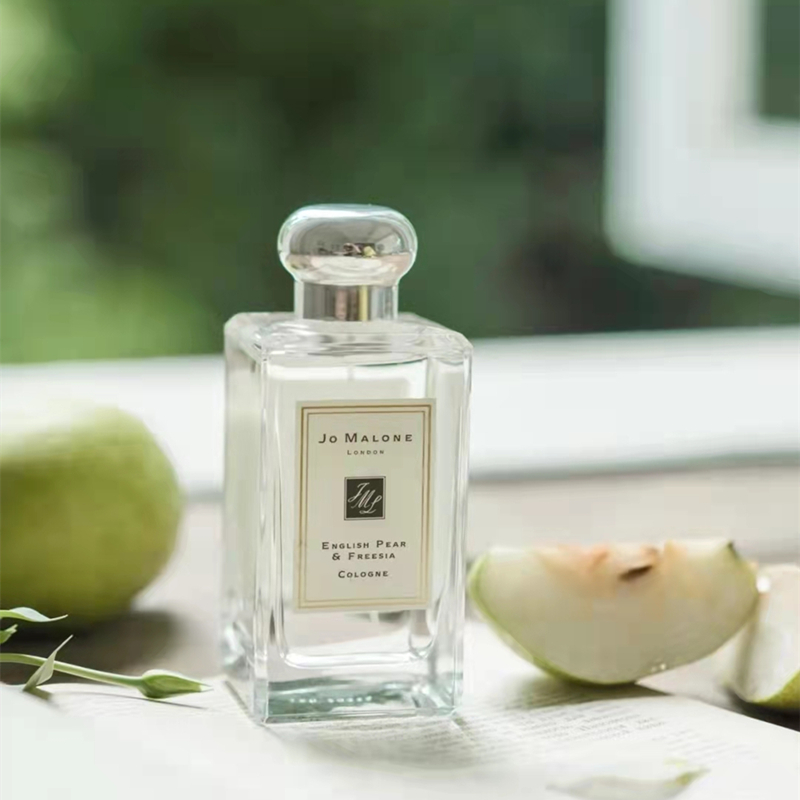 Newest Air Freshener Jo malone Perfume English Pear wild bluebell sakura 100ml London lasting good Smell Spray Fragrance
Newest Air Freshener Jo malone Perfume English Pear wild bluebell sakura 100ml London lasting good Smell Spray Fragrance