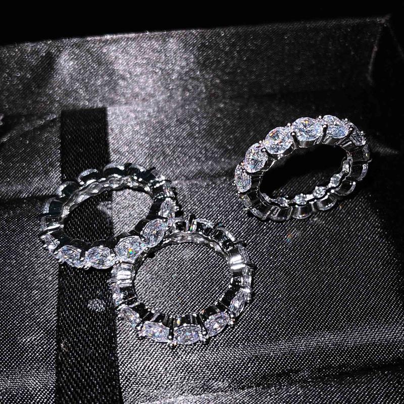 Wedding Rings Exquisite Luxury Round S925 Silvery Inlay Full Dazzling Moissanite Fashion Jewelry For Women Party Birthday Gifts, Slivery;golden
Wedding Rings Exquisite Luxury Round S925 Silvery Inlay Full Dazzling Moissanite Fashion Jewelry For Women Party Birthday Gifts, Slivery;golden
