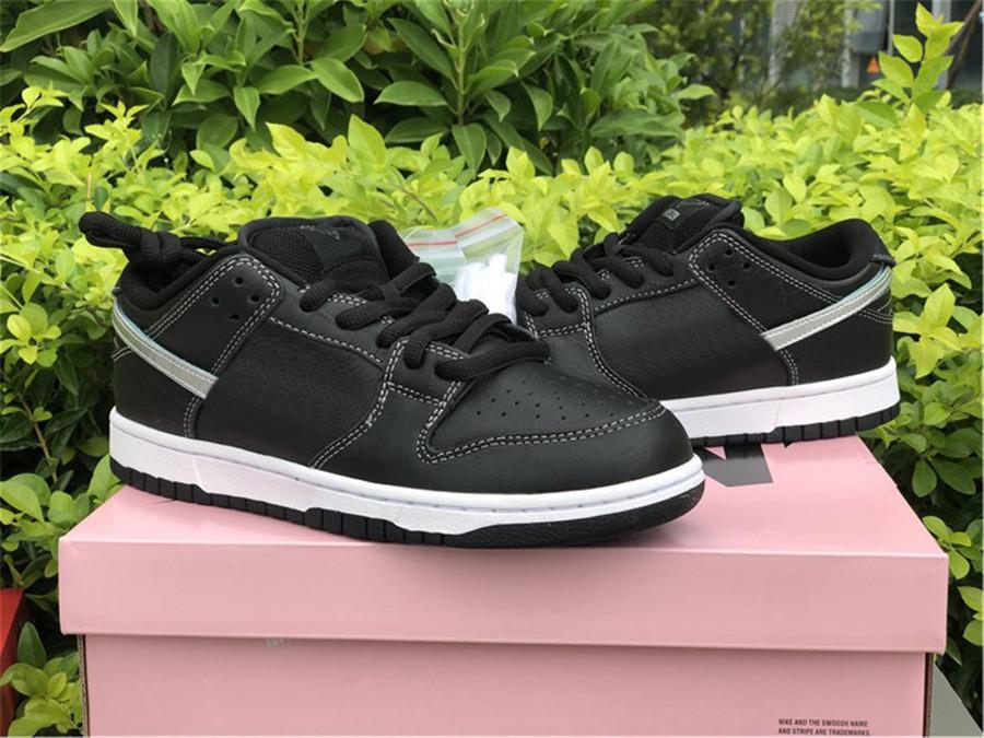 Authentic Diamond x SB Dunk Pro Low OG QS Black White Aqua Chrome Canary Tour Yellow Skateboard Shoes Men Women Outdoor Sneakers US5-11
Authentic Diamond x SB Dunk Pro Low OG QS Black White Aqua Chrome Canary Tour Yellow Skateboard Shoes Men Women Outdoor Sneakers US5-11