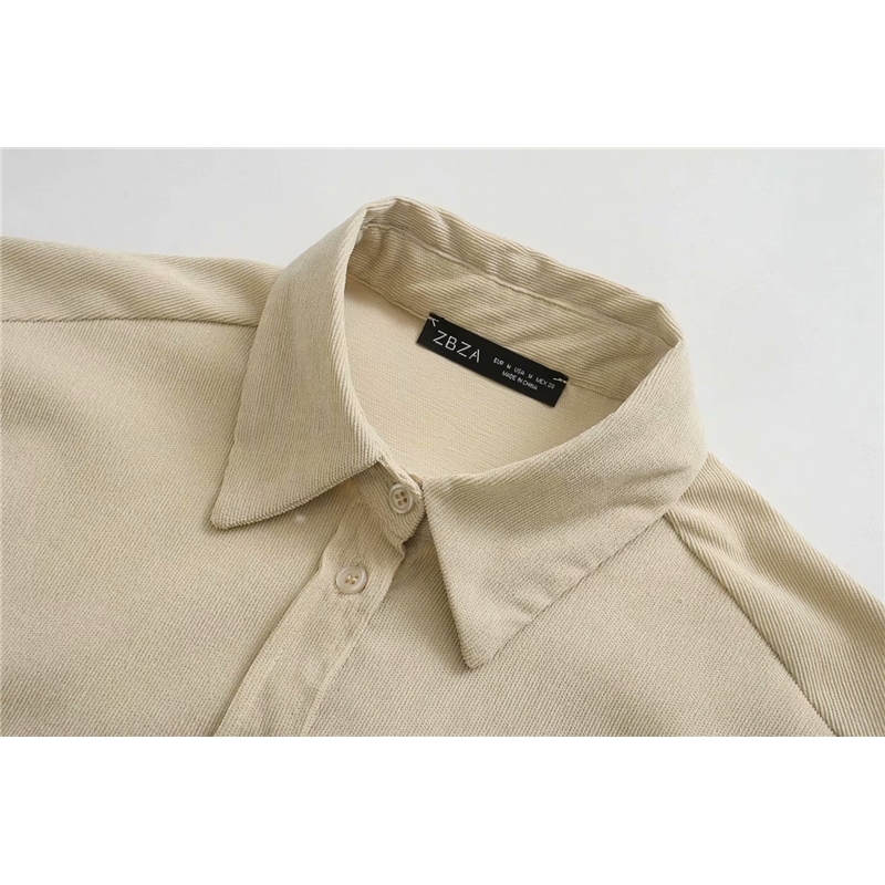 Streetwear Women Khaki Corduroy Shirts Fashion Ladies Turn Down Collar Pocket Tops Causal Female Chic Oversize Blouses 210430