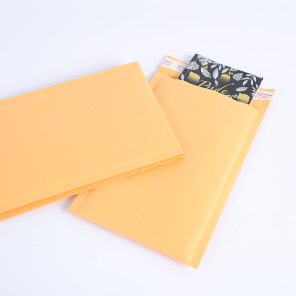 yellow colour Kraft paper bubble mailer envelope