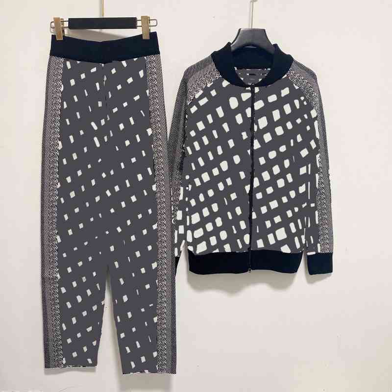 Women's Two Piece Pants Fashion Lady Tracksuits Women Printing Suits Classic Hoodies + uit Girls Trendy Casual Autumn Sets V9T1, Price different
Women's Two Piece Pants Fashion Lady Tracksuits Women Printing Suits Classic Hoodies + uit Girls Trendy Casual Autumn Sets V9T1, Price different