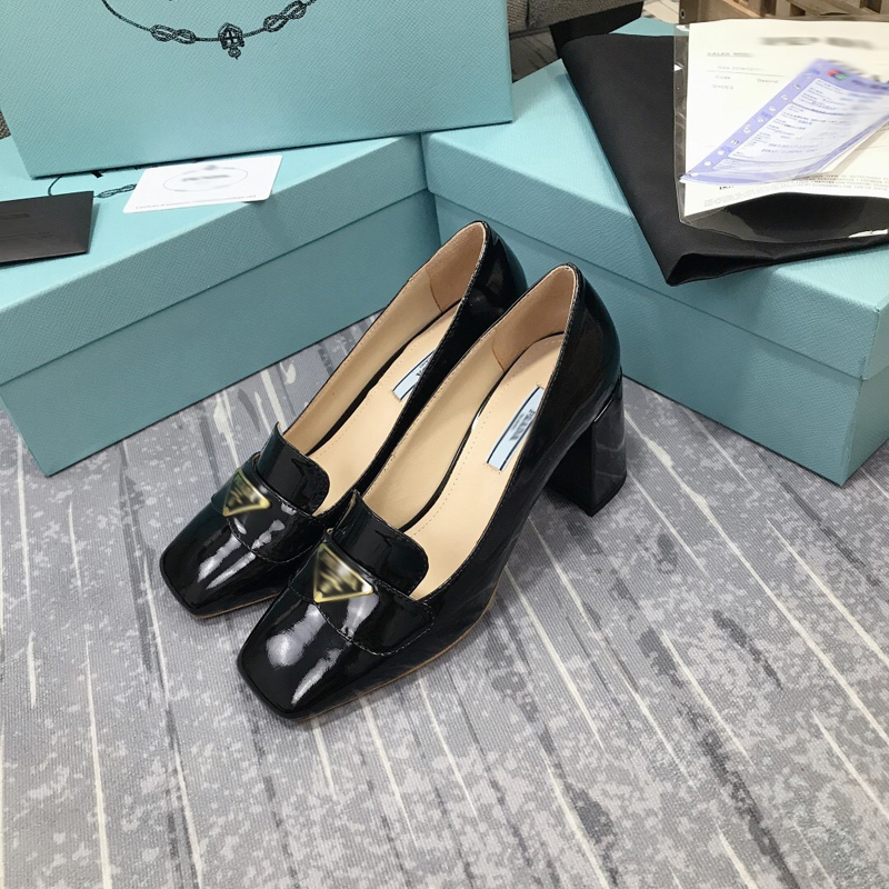 2021 Good Quality Fashion Women Luxurys Designers Shoes Designer Sandals Womens Luxury High Heels Sandal Dress Shoess With Box Size 35-41 -G343, Black
2021 Good Quality Fashion Women Luxurys Designers Shoes Designer Sandals Womens Luxury High Heels Sandal Dress Shoess With Box Size 35-41 -G343, Black