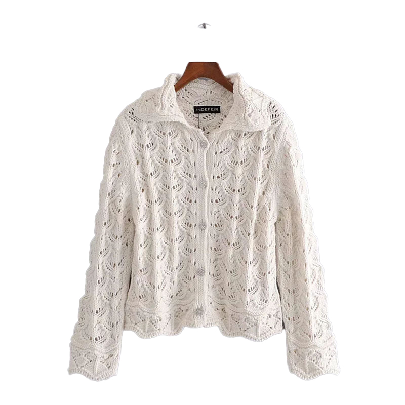 Women Fashion Girlhood Simplicity Beautiful Button Decoration Hollowing Out Sweater Female Lapel Long Sleeves Cardigan Top 210520, As picture
Women Fashion Girlhood Simplicity Beautiful Button Decoration Hollowing Out Sweater Female Lapel Long Sleeves Cardigan Top 210520, As picture