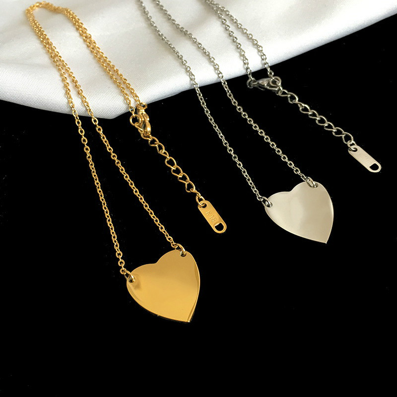 Europe America Fashion Style Lady 316L Titanium steel Engraved Letter 18K Plated Gold Necklaces With Single Heart Pendant 3 Colo, Silver
Europe America Fashion Style Lady 316L Titanium steel Engraved Letter 18K Plated Gold Necklaces With Single Heart Pendant 3 Colo, Silver