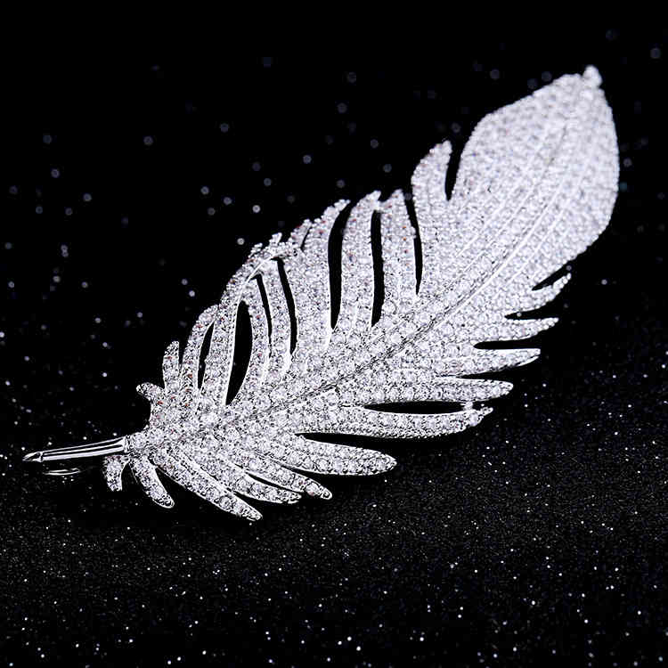 Korean Version Celebrity Micro Inlaid Zircon Feather Brooch Female Fashion Temperament Pin Coat Dual Purpose Accessories