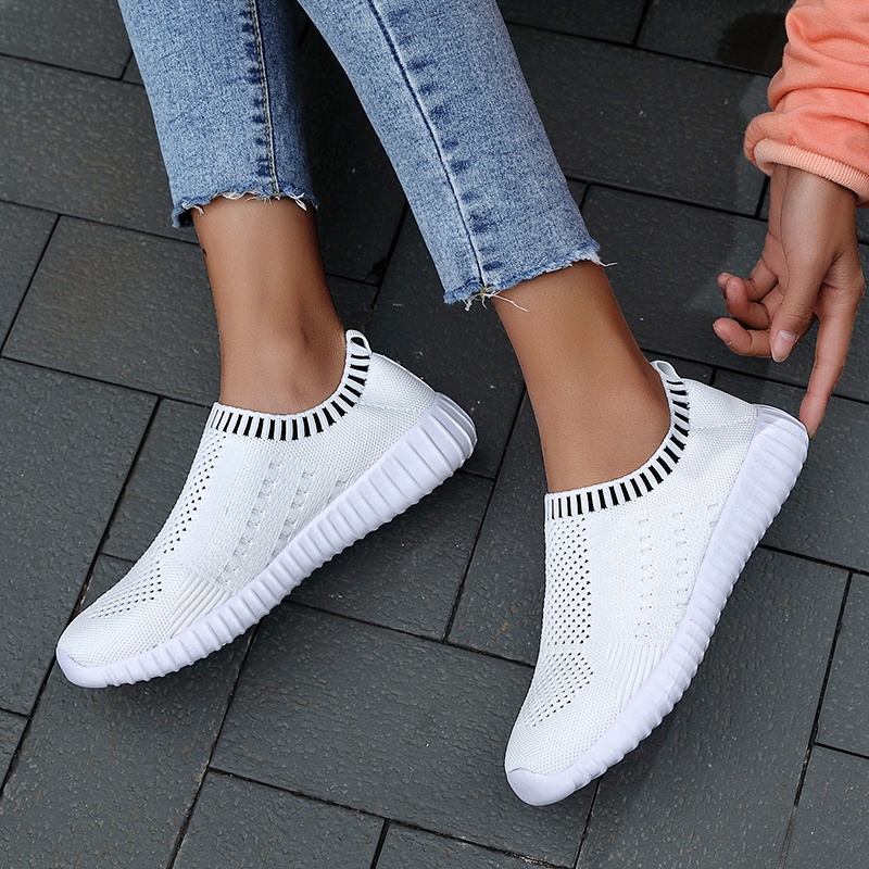 aaa+ quality Women Sports shoes female flying 2021 spring and summer casual breathable black white red grey mesh womens students running, A2
aaa+ quality Women Sports shoes female flying 2021 spring and summer casual breathable black white red grey mesh womens students running, A2