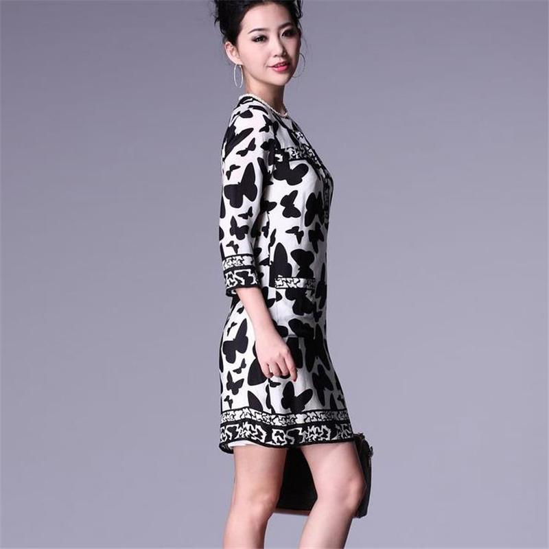 Female Plus Size Spring V-neck Three Quarter Print Straight Dresses Woman Summer Autumn Oversized Knee -length Hedging Dress Casual, Short sleeve
Female Plus Size Spring V-neck Three Quarter Print Straight Dresses Woman Summer Autumn Oversized Knee -length Hedging Dress Casual, Short sleeve