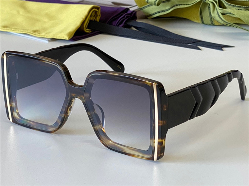Sunglasses For men and women Summer style Anti-Ultraviolet 0901 Retro Shield lens Plate Square full frame fashion Eyeglasses Random Box
Sunglasses For men and women Summer style Anti-Ultraviolet 0901 Retro Shield lens Plate Square full frame fashion Eyeglasses Random Box