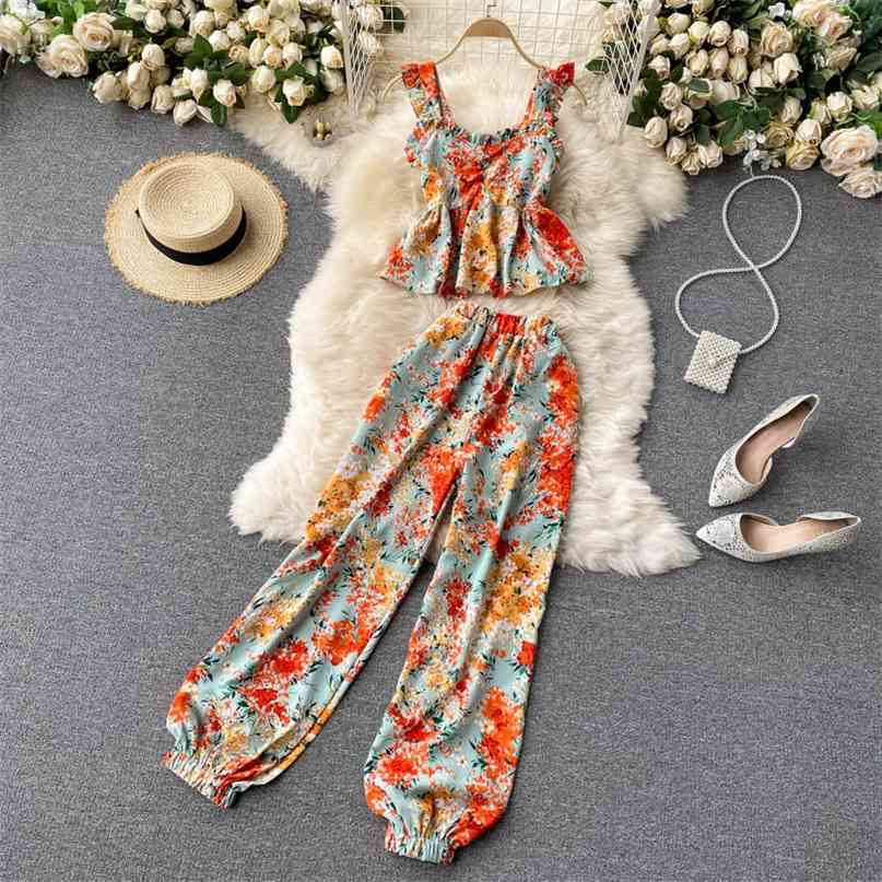 Bohemian Floral Print Two Piece Set Chic Sleeveless Short Camis Top + Elastic Waist Ankle-length Pants Women Clothing Sets 210603, Yellow
Bohemian Floral Print Two Piece Set Chic Sleeveless Short Camis Top + Elastic Waist Ankle-length Pants Women Clothing Sets 210603, Yellow