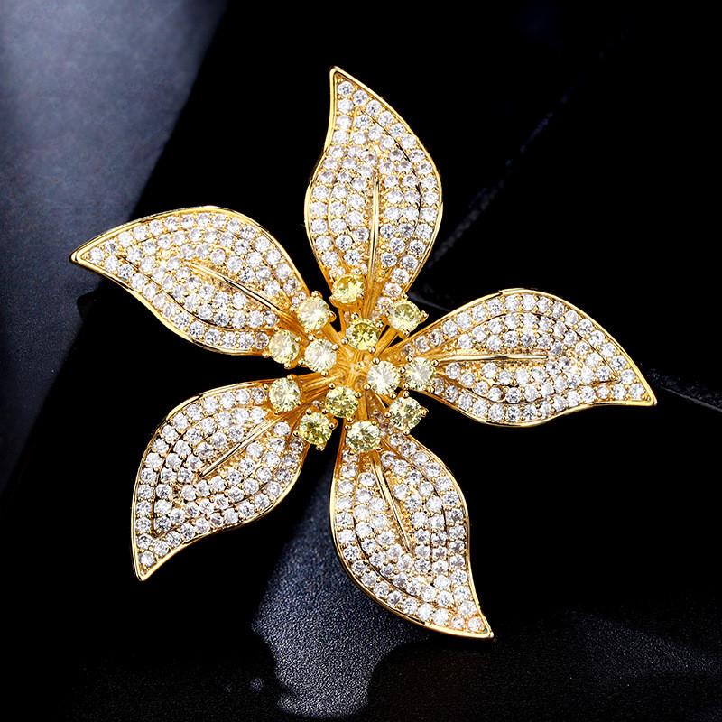 Dangle & Chandelier Temperament Flower Brooch Pins For Women Yellow Cubic Zirconia Wedding Corsage Fashion Scarf Buckle Luxury Brooches Jewe, Silver
Dangle & Chandelier Temperament Flower Brooch Pins For Women Yellow Cubic Zirconia Wedding Corsage Fashion Scarf Buckle Luxury Brooches Jewe, Silver