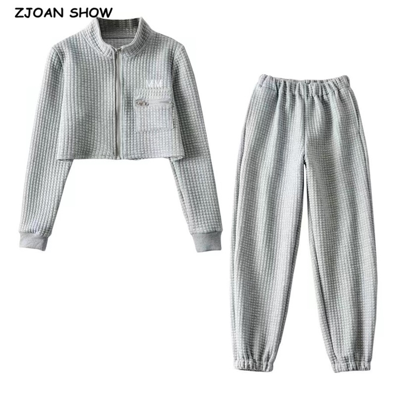2 piece Set Streetwear Solid Color Gray Quilting Plaid Crop Sweatshirt Elastic Waist Cargo Sports Pants Women Joggers Hoodies 210429, Army green
2 piece Set Streetwear Solid Color Gray Quilting Plaid Crop Sweatshirt Elastic Waist Cargo Sports Pants Women Joggers Hoodies 210429, Army green
