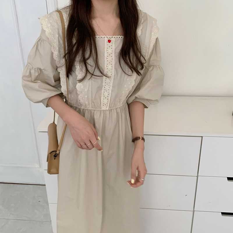 Vintage Lace Patchwork Black/Beige Dress Autumn Square Collar Half Sleeve High Waist Vestidos Female Casual Women Dresses 2020 Y0603
Vintage Lace Patchwork Black/Beige Dress Autumn Square Collar Half Sleeve High Waist Vestidos Female Casual Women Dresses 2020 Y0603