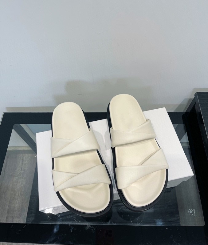 Prad Womens Top Quality Paris Sliders Summer Sandals Beach Slippers Ladies Flip Flops Loafers Black White Red Green Slides Shoes, Choose the color
Prad Womens Top Quality Paris Sliders Summer Sandals Beach Slippers Ladies Flip Flops Loafers Black White Red Green Slides Shoes, Choose the color