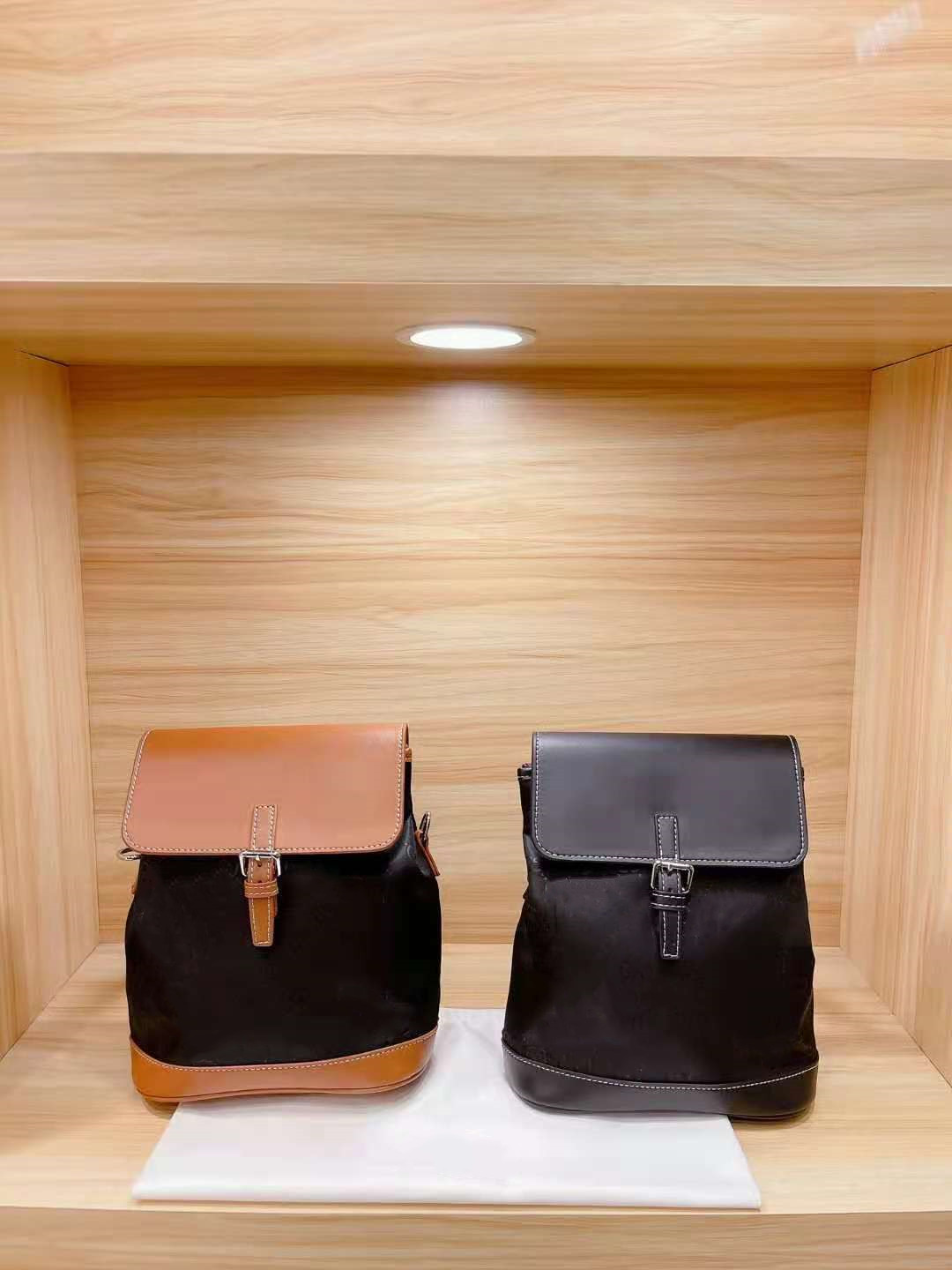 2021 Mini backpack lady Genuine Leather designer Backpacks fashion back pack women handbags Presbyopic Mi ni shoulder Purse Cross body bag1101, Customize
2021 Mini backpack lady Genuine Leather designer Backpacks fashion back pack women handbags Presbyopic Mi ni shoulder Purse Cross body bag1101, Customize