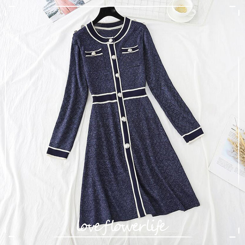 Autumn Vintage Women Dress O-Neck Single-breasted Long Sleeve Office Knitted Dress Elegant A-line Party Vestidos 210521, Navy blue
Autumn Vintage Women Dress O-Neck Single-breasted Long Sleeve Office Knitted Dress Elegant A-line Party Vestidos 210521, Navy blue
