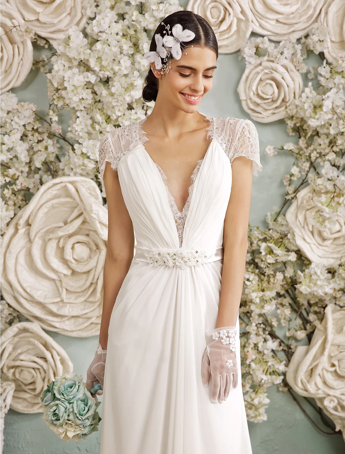 Wedding Dress 2022 Bridal Gown V Neck Sweep Train Chiffon Sheer Lace Short Sleeve Beads Casual Vintage See-Through Plus Size Vestido De Noiva Robe Mar