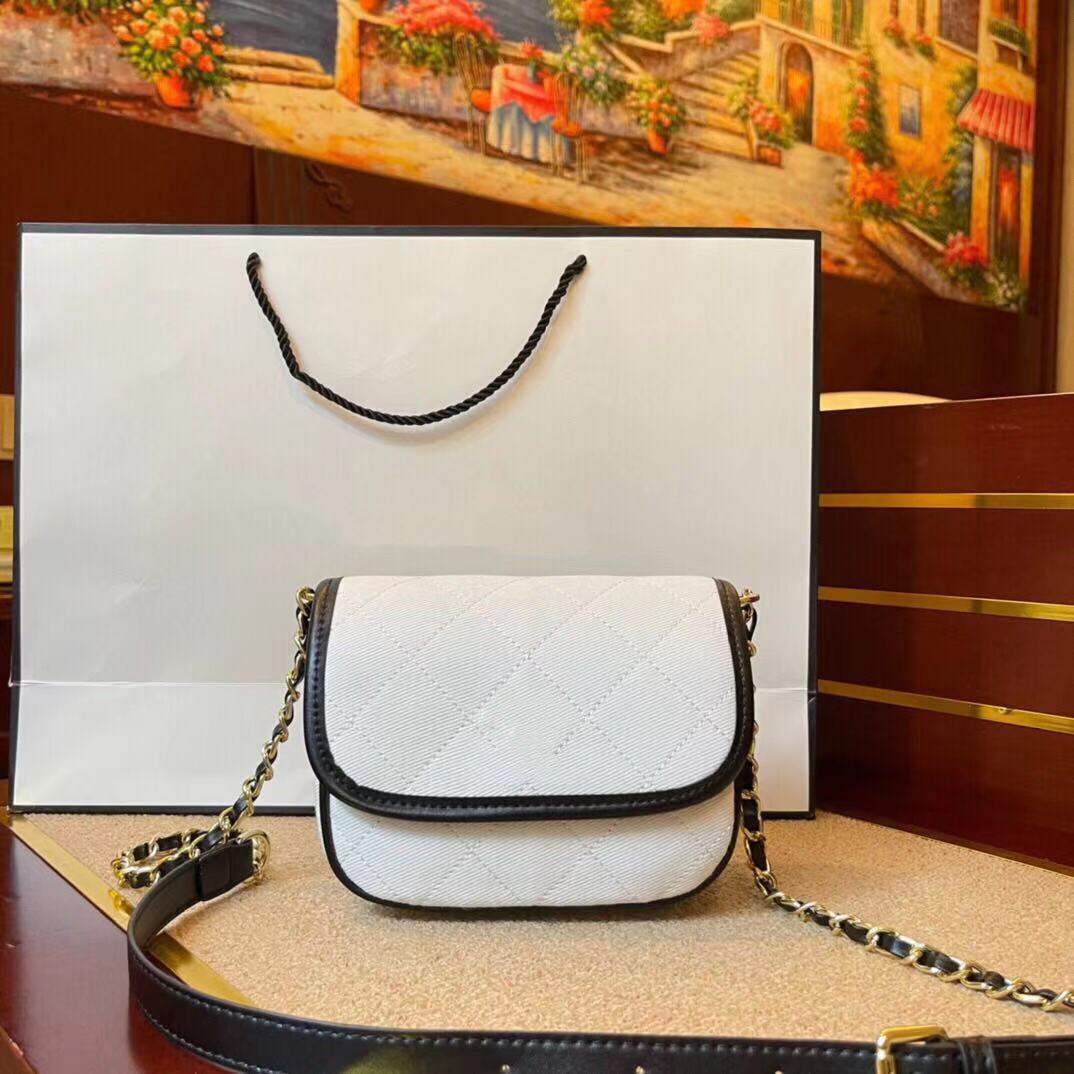 High Quality Fashion Designer Luxury Handbags Purses POCHETTE ACCESSORIES Bag Women Brand Classic Style Genuine Leather Shoulder Bags
High Quality Fashion Designer Luxury Handbags Purses POCHETTE ACCESSORIES Bag Women Brand Classic Style Genuine Leather Shoulder Bags