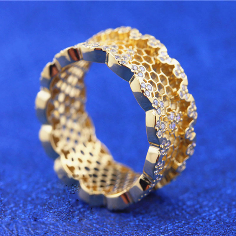 18CT Gold Plated Shine Honeycomb Lace Ring with Cz Stones Fit Pandora Charm Jewelry Engagement Wedding Lovers Fashion Ring
18CT Gold Plated Shine Honeycomb Lace Ring with Cz Stones Fit Pandora Charm Jewelry Engagement Wedding Lovers Fashion Ring