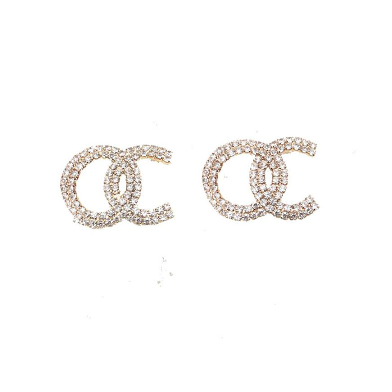Luxury Brand Women Earrings Designers Letters Ear Stud Gold Silver Plated Crystal Geometric Earring for Wedding Party Jewerlry Accessories ER0005-0006, Golden;silver
Luxury Brand Women Earrings Designers Letters Ear Stud Gold Silver Plated Crystal Geometric Earring for Wedding Party Jewerlry Accessories ER0005-0006, Golden;silver