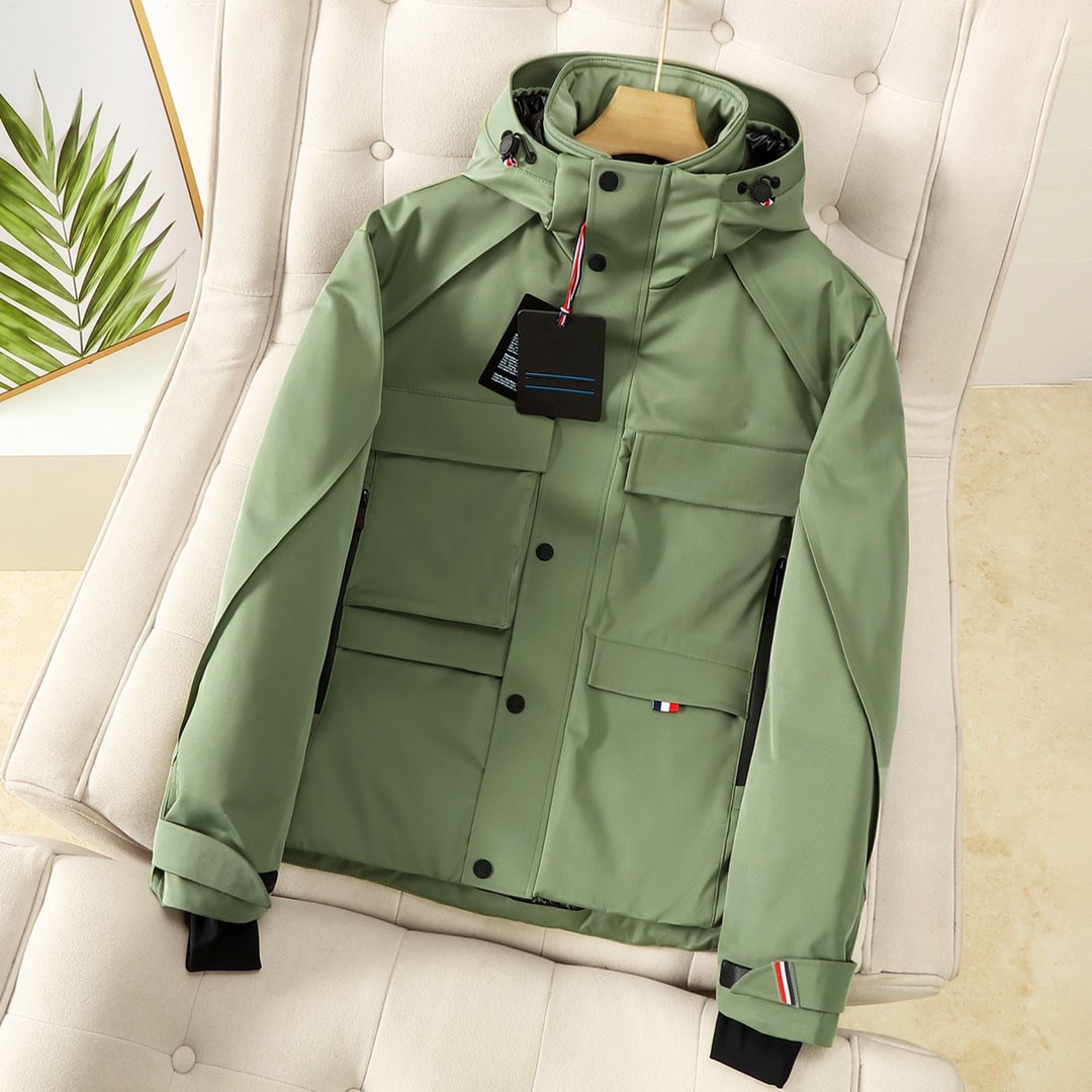 mens thick down jacket winter outdoor sports longsleeved hooded duck warm jacket couple short, Army green
mens thick down jacket winter outdoor sports longsleeved hooded duck warm jacket couple short, Army green