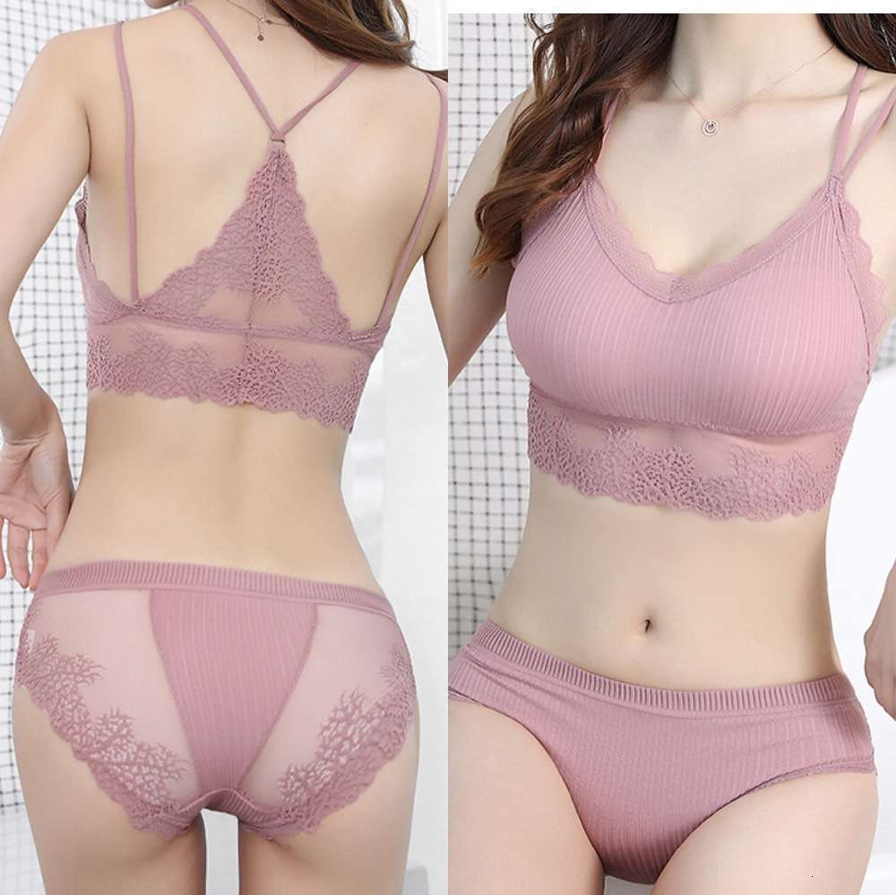 2020 lace with crossed shoulder belt without steel ring back wrapping underwear suit for women, Black;white
2020 lace with crossed shoulder belt without steel ring back wrapping underwear suit for women, Black;white