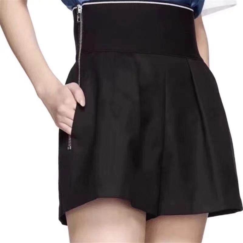 Ladies high waist slim fit casual wide-leg side zipper letter loose shorts women's webbing stretch, Blue
Ladies high waist slim fit casual wide-leg side zipper letter loose shorts women's webbing stretch, Blue