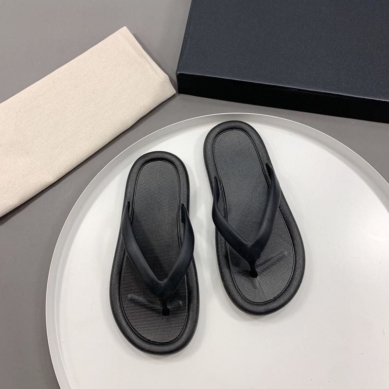 Slippers 2021 summer fashion beach bathroom flip-flops flat comfortable size 35-41 women's shoes, Black
Slippers 2021 summer fashion beach bathroom flip-flops flat comfortable size 35-41 women's shoes, Black