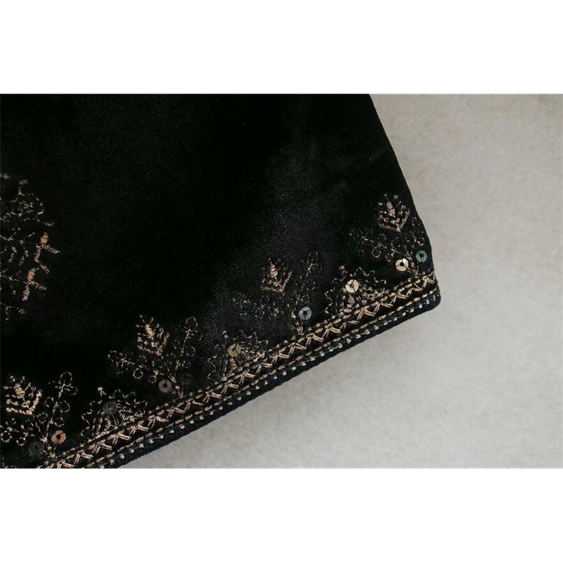 Spring Beading Sequins Embroidery Velvet Jacket Ethnic Women Round Collar Open Stitching Coat Black Outerwear 210429