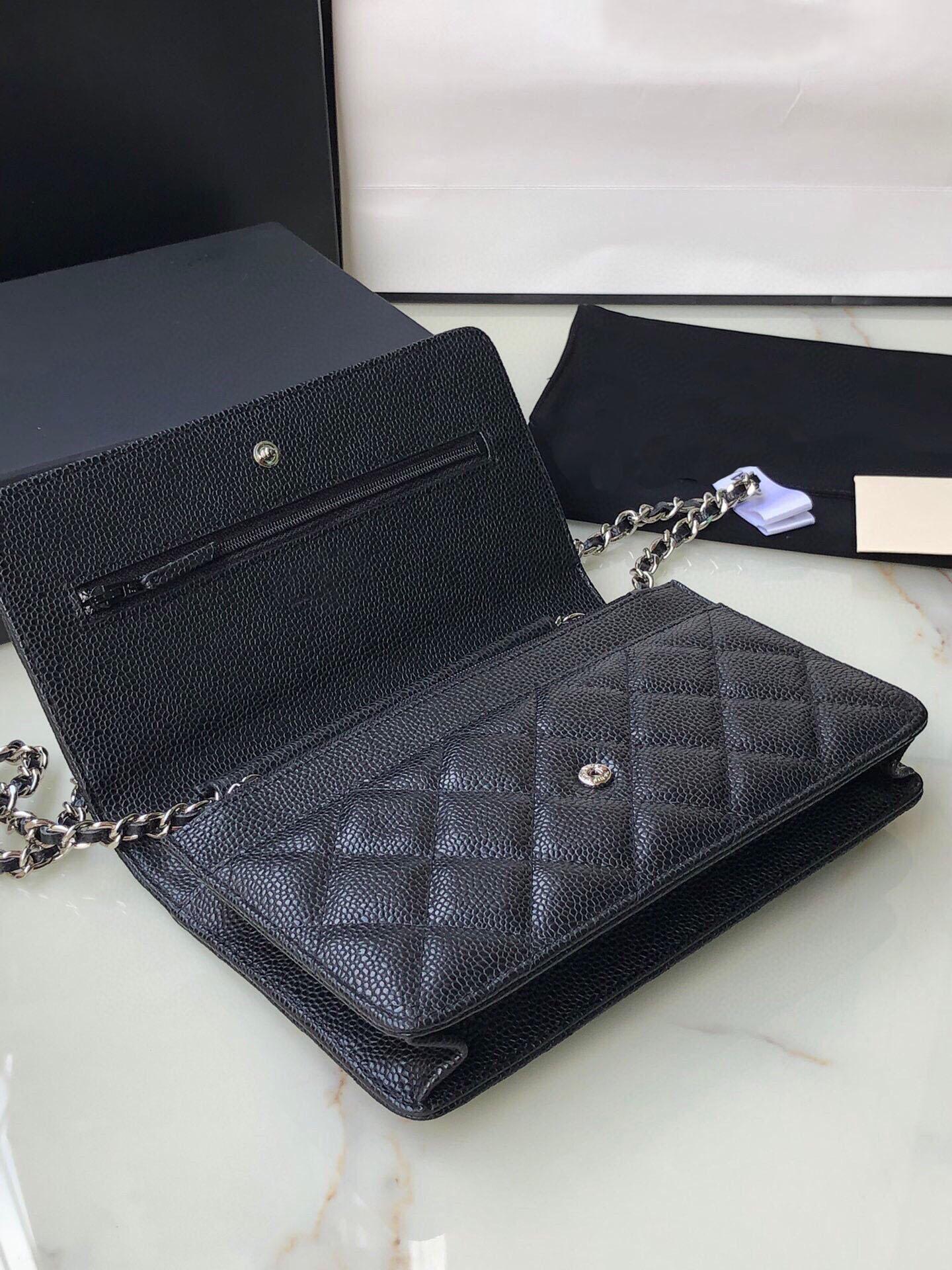 Ladies classic rhombus short wallet caviar long wallet, fashion, casual, coin purse 02
Ladies classic rhombus short wallet caviar long wallet, fashion, casual, coin purse 02
