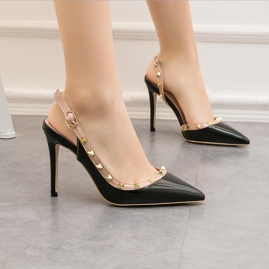 2021 women shoes High Heels Sandals Nude Color Pointed Sandal Fashion Banquet Stylist Shoe Ladies Dress Shoess Studded Leather Shoe's with box
2021 women shoes High Heels Sandals Nude Color Pointed Sandal Fashion Banquet Stylist Shoe Ladies Dress Shoess Studded Leather Shoe's with box