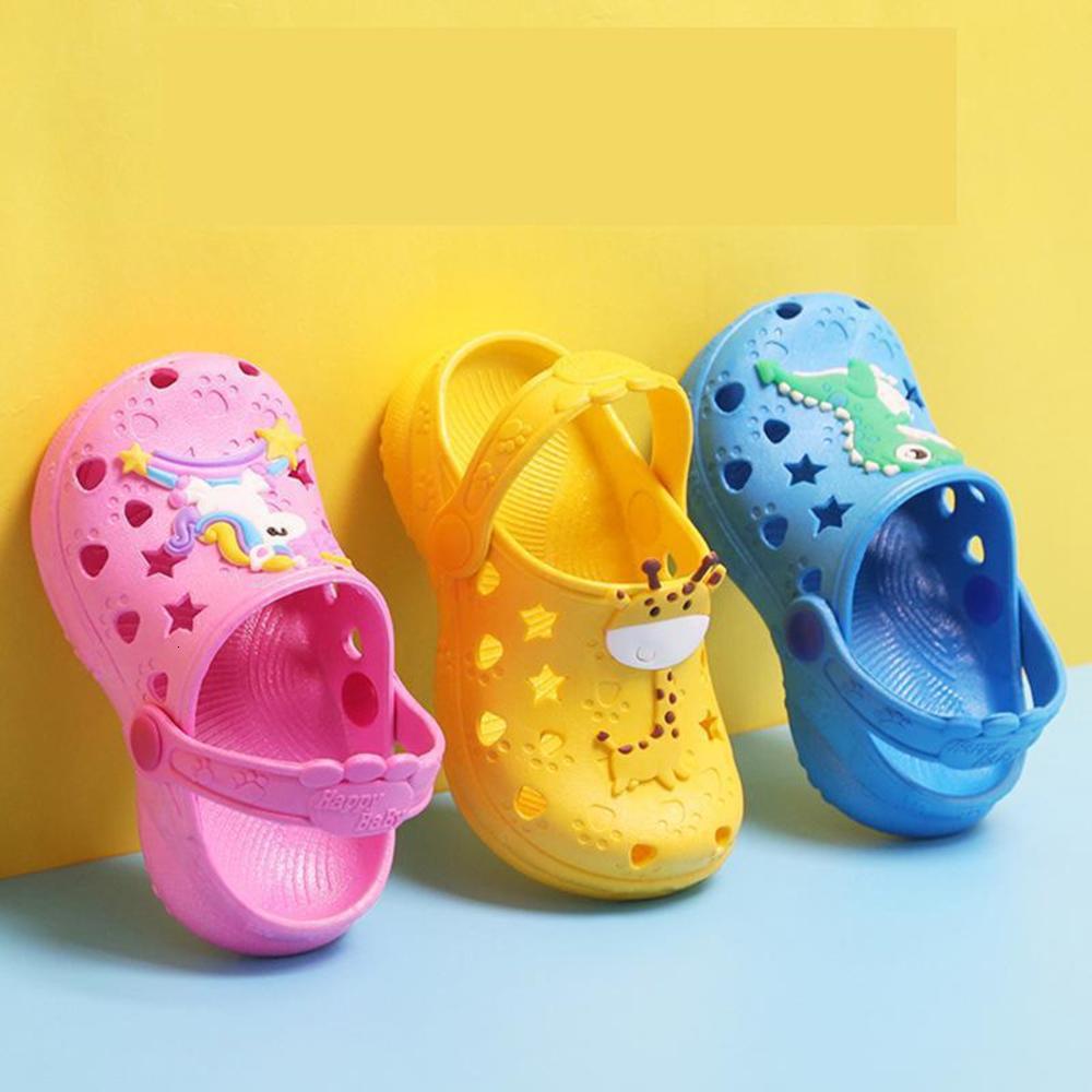 0-7 Years Kids Mules & Clogs Summer Baby Boys Girls Croc Sandals Flat Heels Solid Cartoon Slippers Children's Garden Shoes Y17 Q0112, Black;red
0-7 Years Kids Mules & Clogs Summer Baby Boys Girls Croc Sandals Flat Heels Solid Cartoon Slippers Children's Garden Shoes Y17 Q0112, Black;red