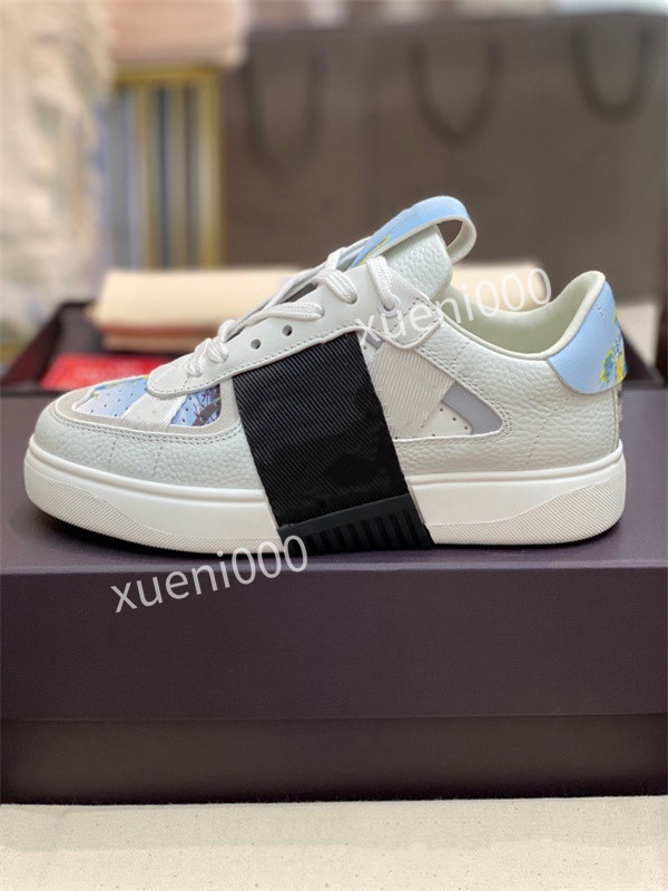 Top luxe mens Design unisex trainers Casual Shoes for men runners flats Genuine Leather brand racer sneakers, Choose the color
Top luxe mens Design unisex trainers Casual Shoes for men runners flats Genuine Leather brand racer sneakers, Choose the color
