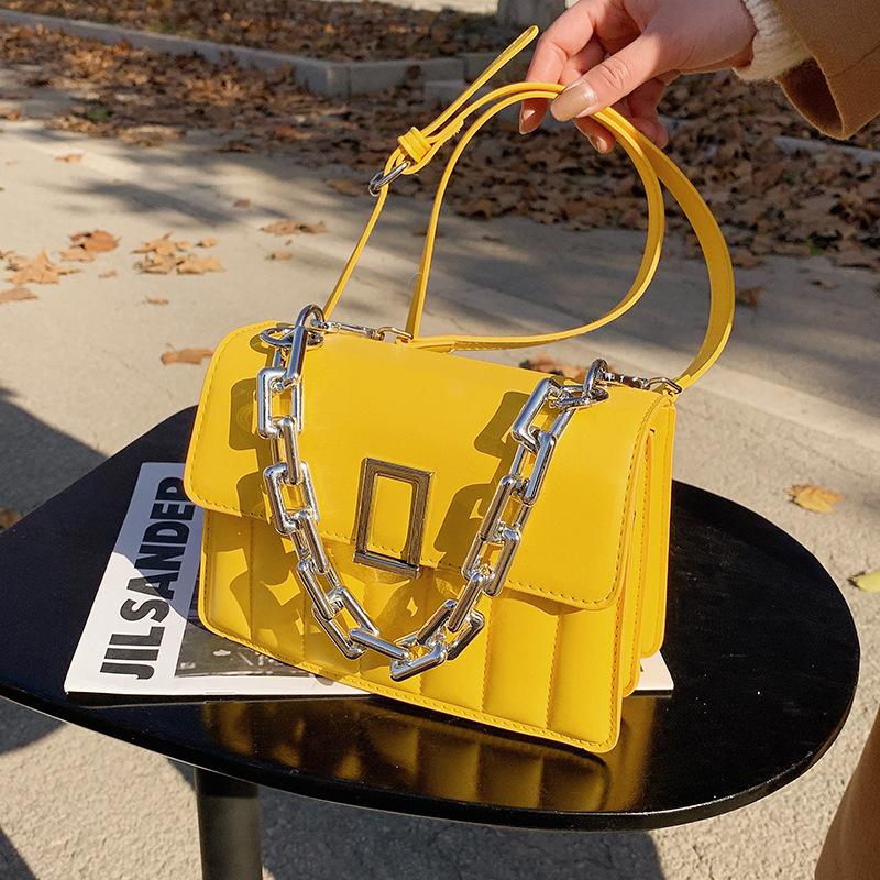 Online Celebrity Messenger Bag Female 2021 Fashion Texture Foreign Shoulder Chain Handbag Small Square Bags, Black
Online Celebrity Messenger Bag Female 2021 Fashion Texture Foreign Shoulder Chain Handbag Small Square Bags, Black